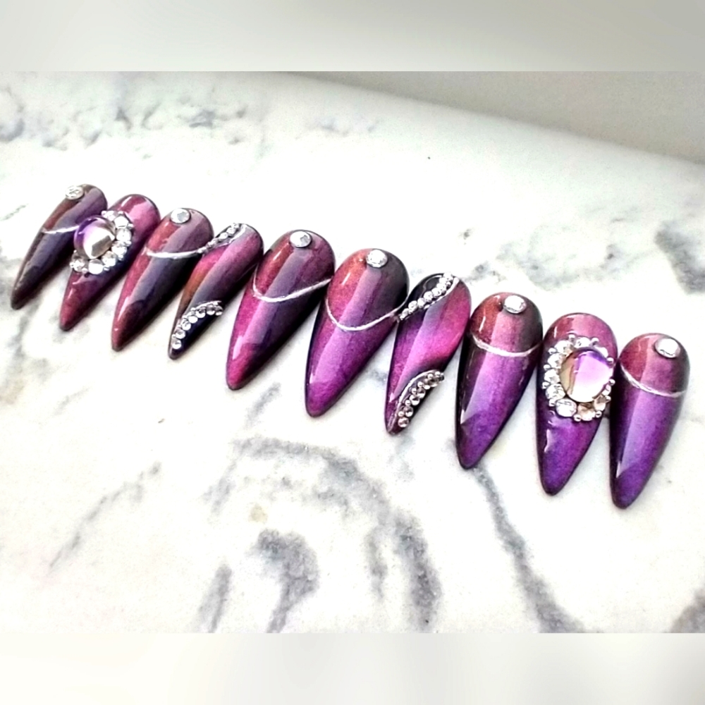 Press On Nails - Picture 4 of 8